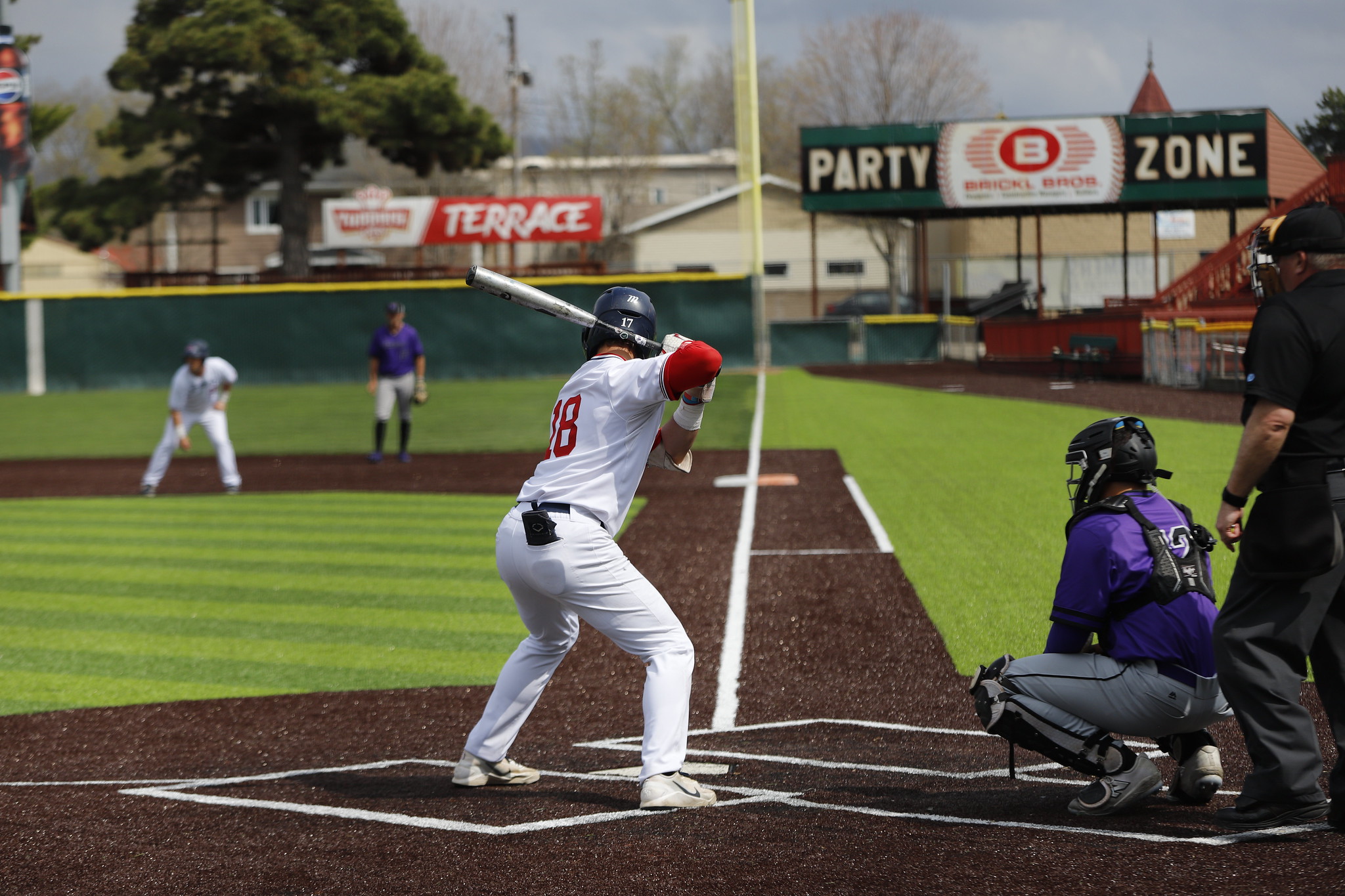 V-Hawks Claim Non-Conference Win Over Warriors