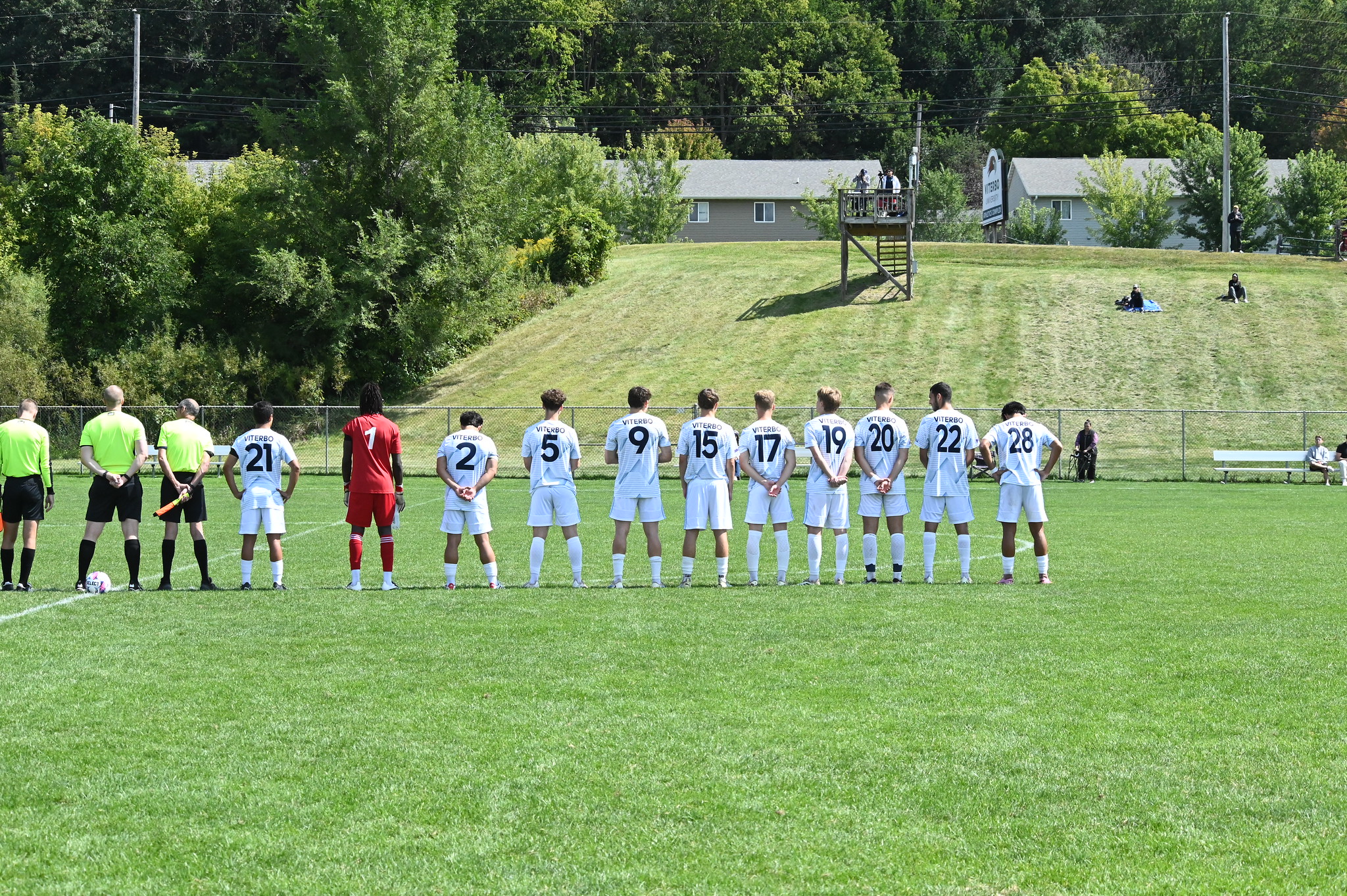 V-Hawks Fall to Tigers in Conference Title Game