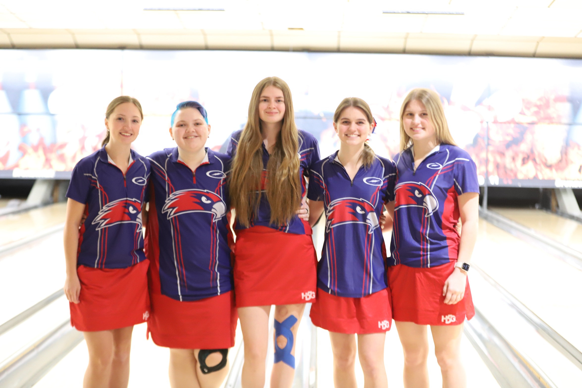 V-Hawks Place Third at Home Invite, led by Emily Newbauer
